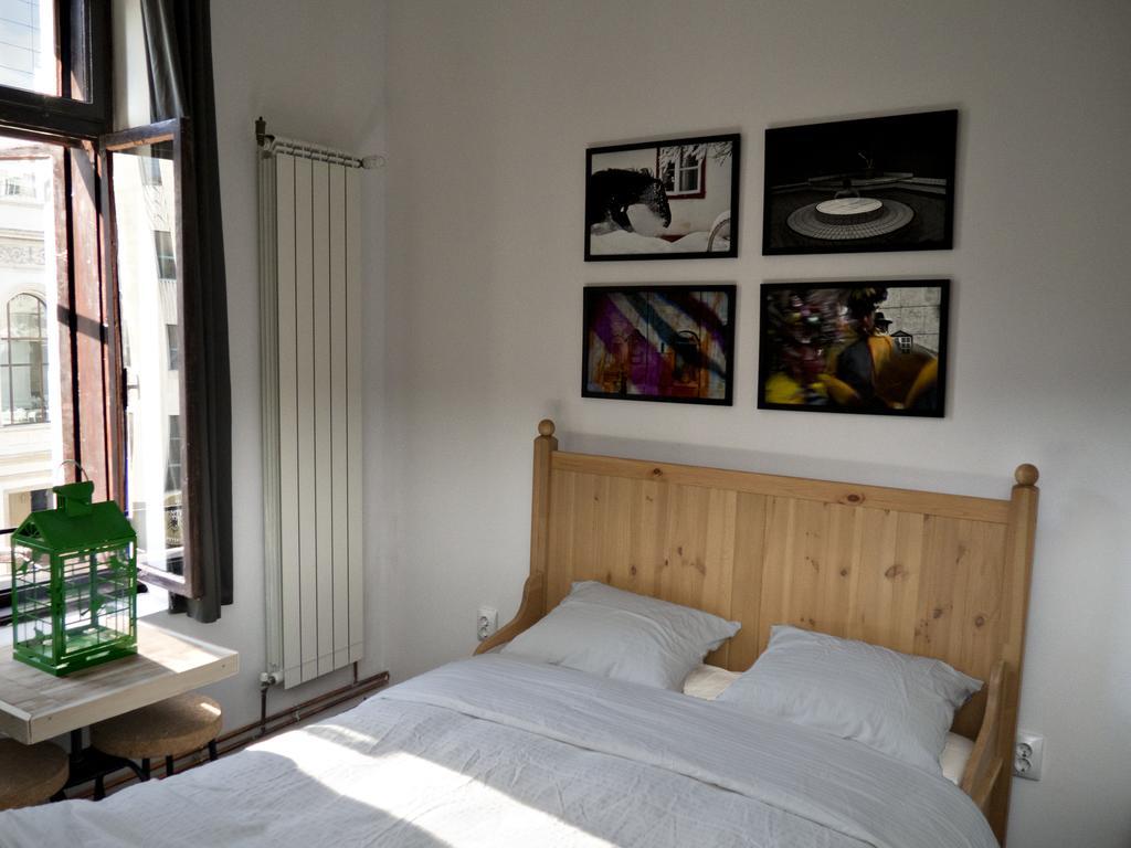 Victoria Poshtel Bucharest Hostel Ruang foto