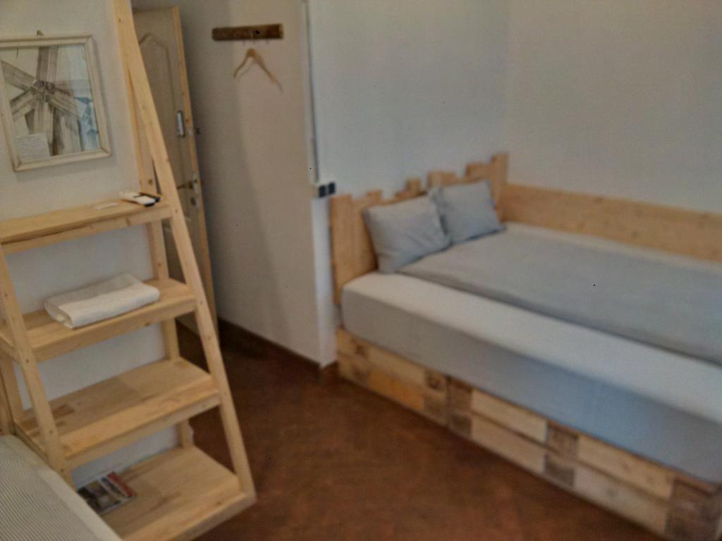 Victoria Poshtel Bucharest Hostel Bagian luar foto