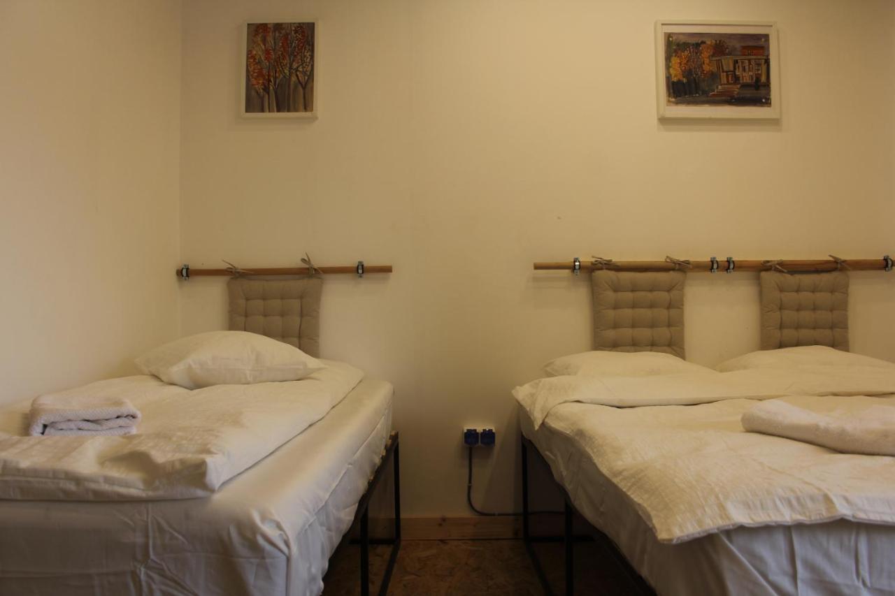 Victoria Poshtel Bucharest Hostel Bagian luar foto