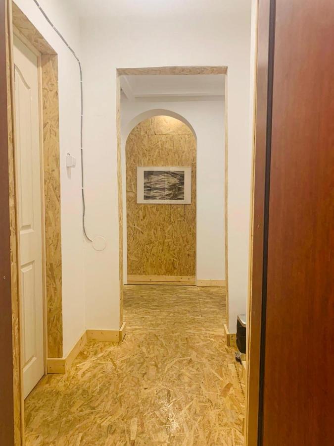 Victoria Poshtel Bucharest Hostel Bagian luar foto